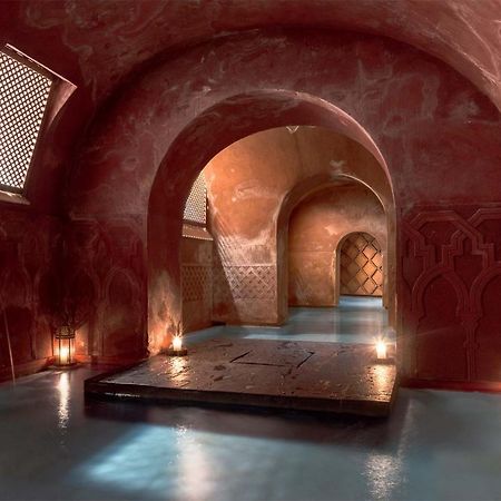 Exclusive Quietness In The Heart Of Madrid With Public Parking, Breakfast, 2 Bathrooms Kültér fotó