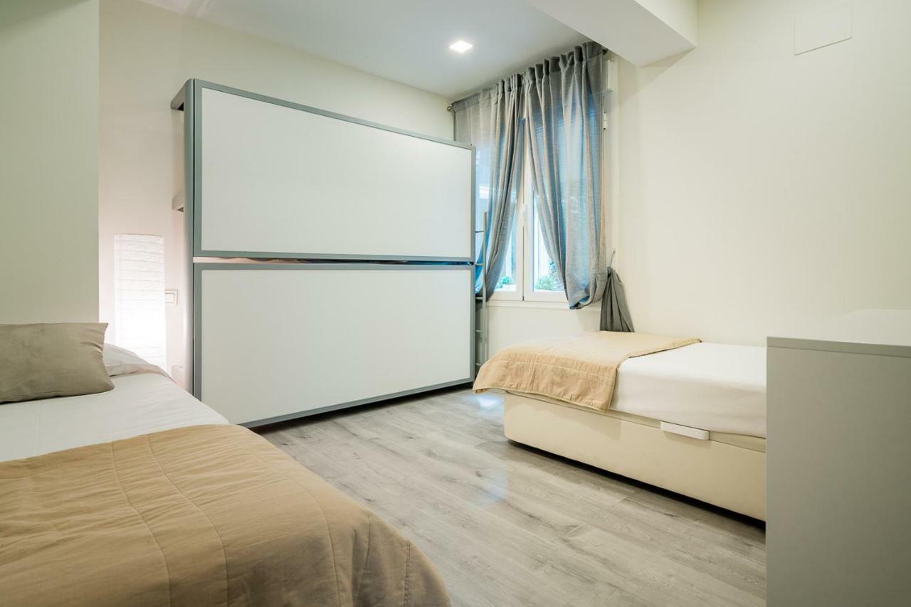 Exclusive Quietness In The Heart Of Madrid With Public Parking, Breakfast, 2 Bathrooms Kültér fotó