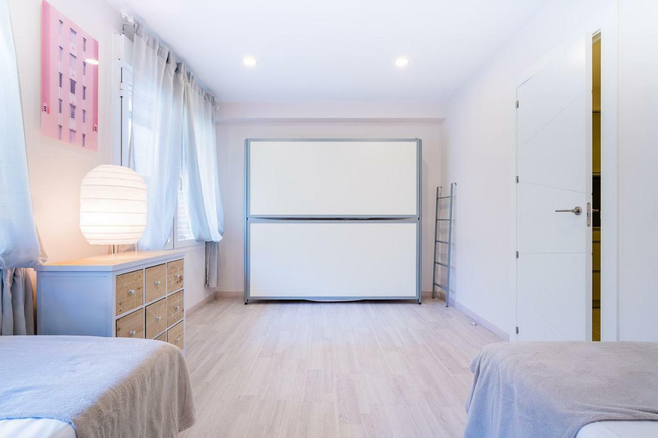 Exclusive Quietness In The Heart Of Madrid With Public Parking, Breakfast, 2 Bathrooms Kültér fotó