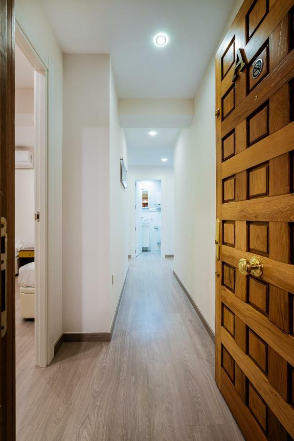 Exclusive Quietness In The Heart Of Madrid With Public Parking, Breakfast, 2 Bathrooms Kültér fotó