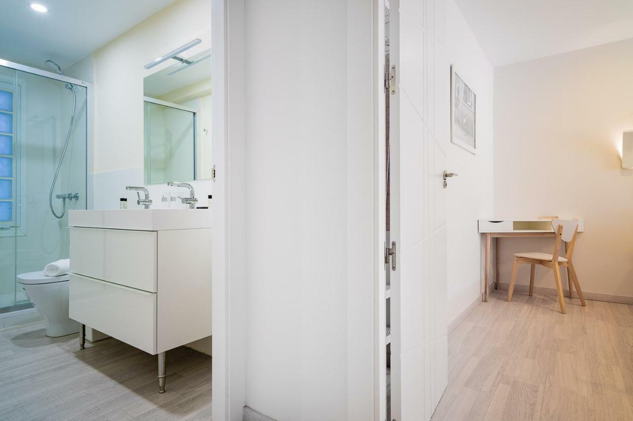 Exclusive Quietness In The Heart Of Madrid With Public Parking, Breakfast, 2 Bathrooms Kültér fotó