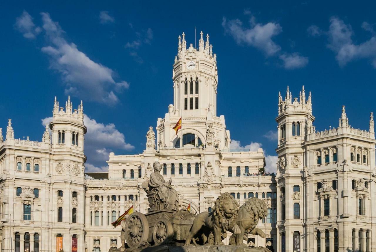 Exclusive Quietness In The Heart Of Madrid With Public Parking, Breakfast, 2 Bathrooms Kültér fotó